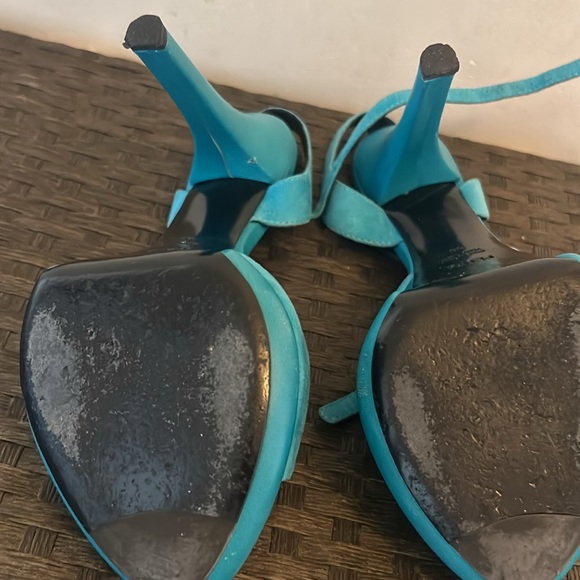 Turquoise Fendi Sandle with Platform - Picture 5 of 5